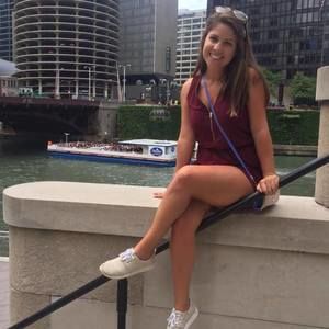 Meet your Posher, Lauren